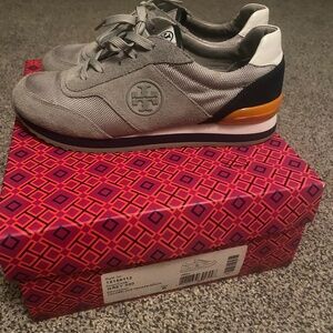 Tory Burch Sneakers